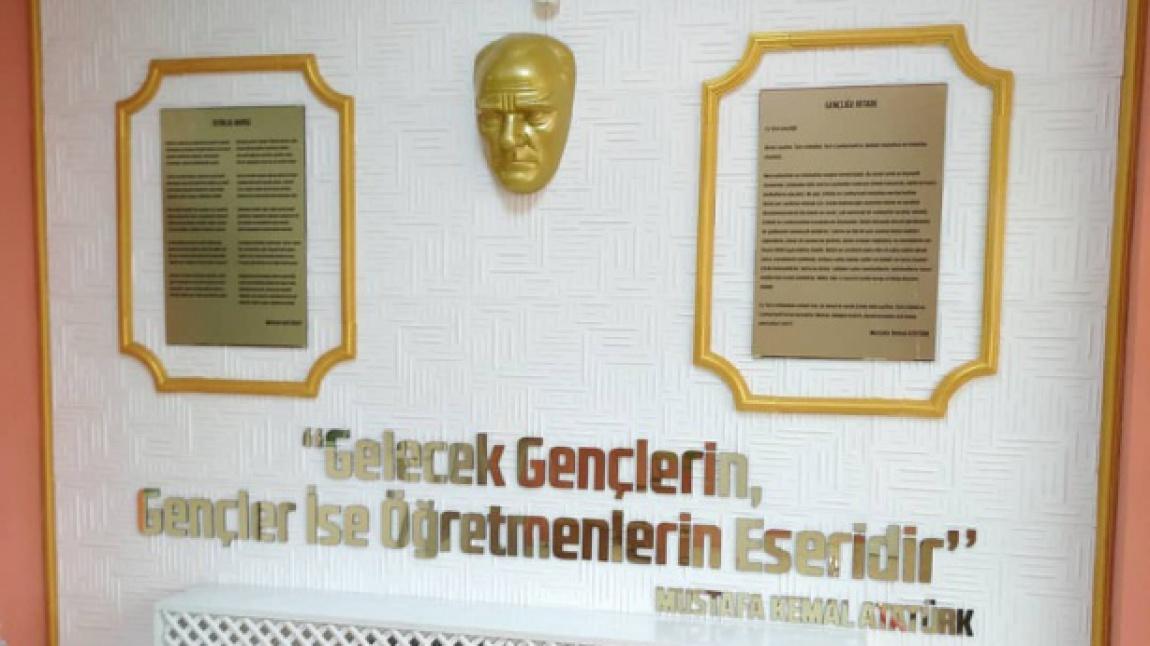 Atatürk Köşemiz Yenilendi